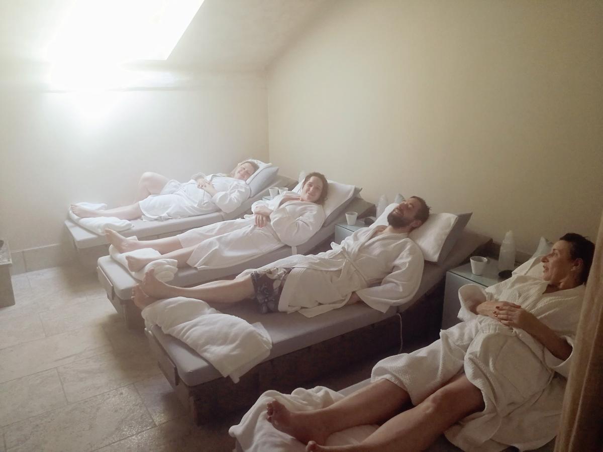 Le Mas Turquoise, B&B Spa-Color Inclus Bedarrides Bagian luar foto